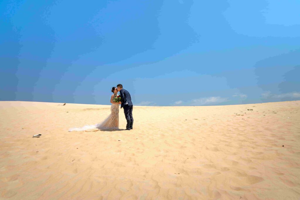 desert wedding in Dubai planner